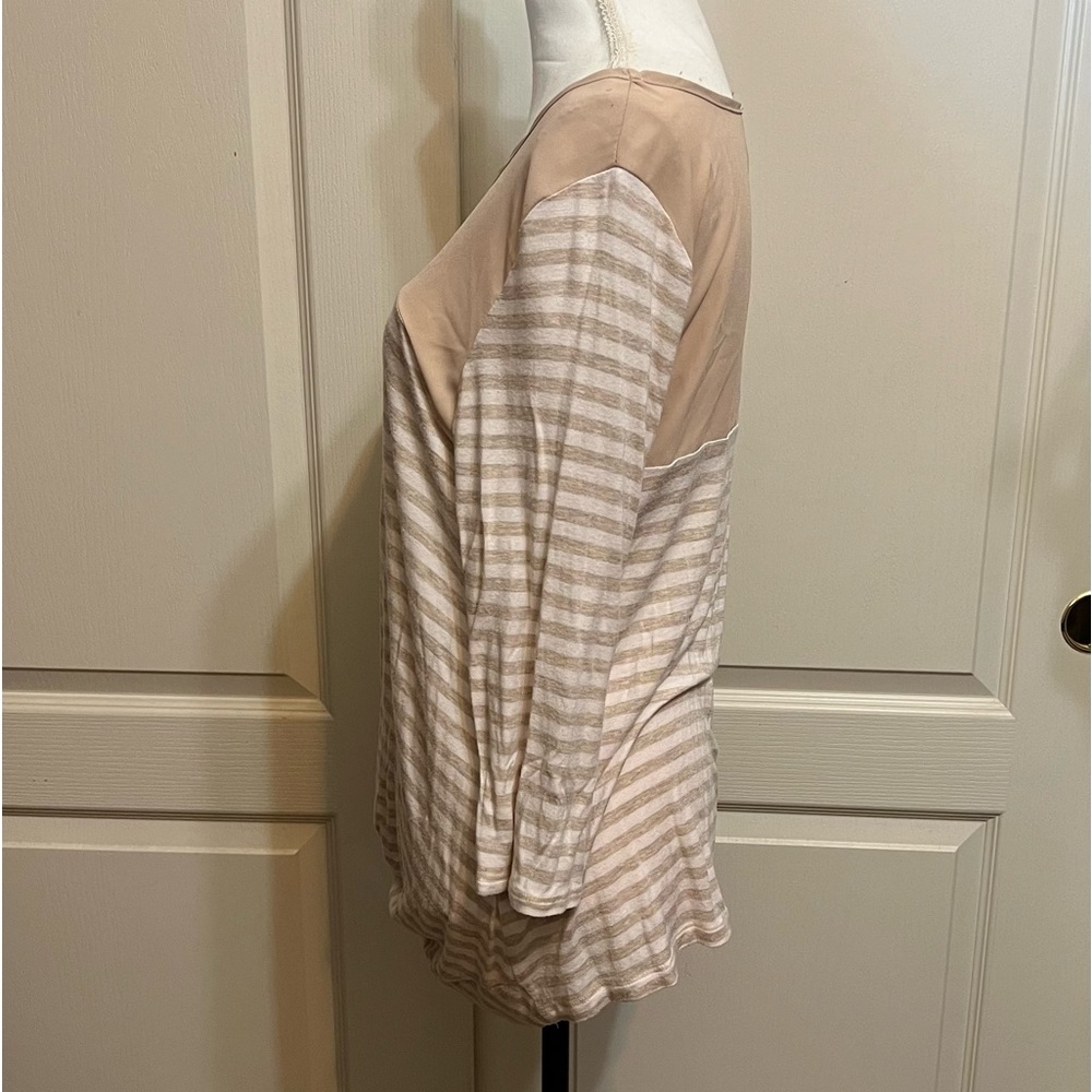 Lightweight Spring Blouse - Picture 3 of 5